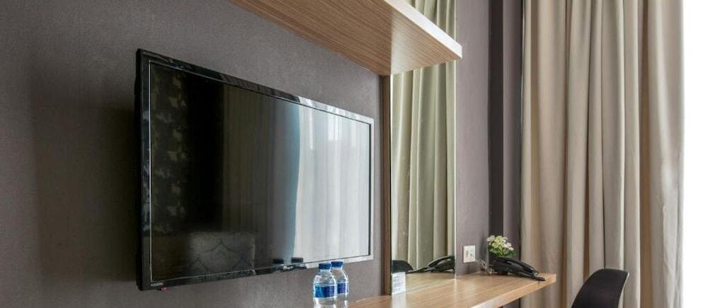 ג'קרטה Upscale Suites מראה חיצוני תמונה